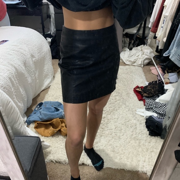 Vegan leather free people skirt - Picture 7 of 7